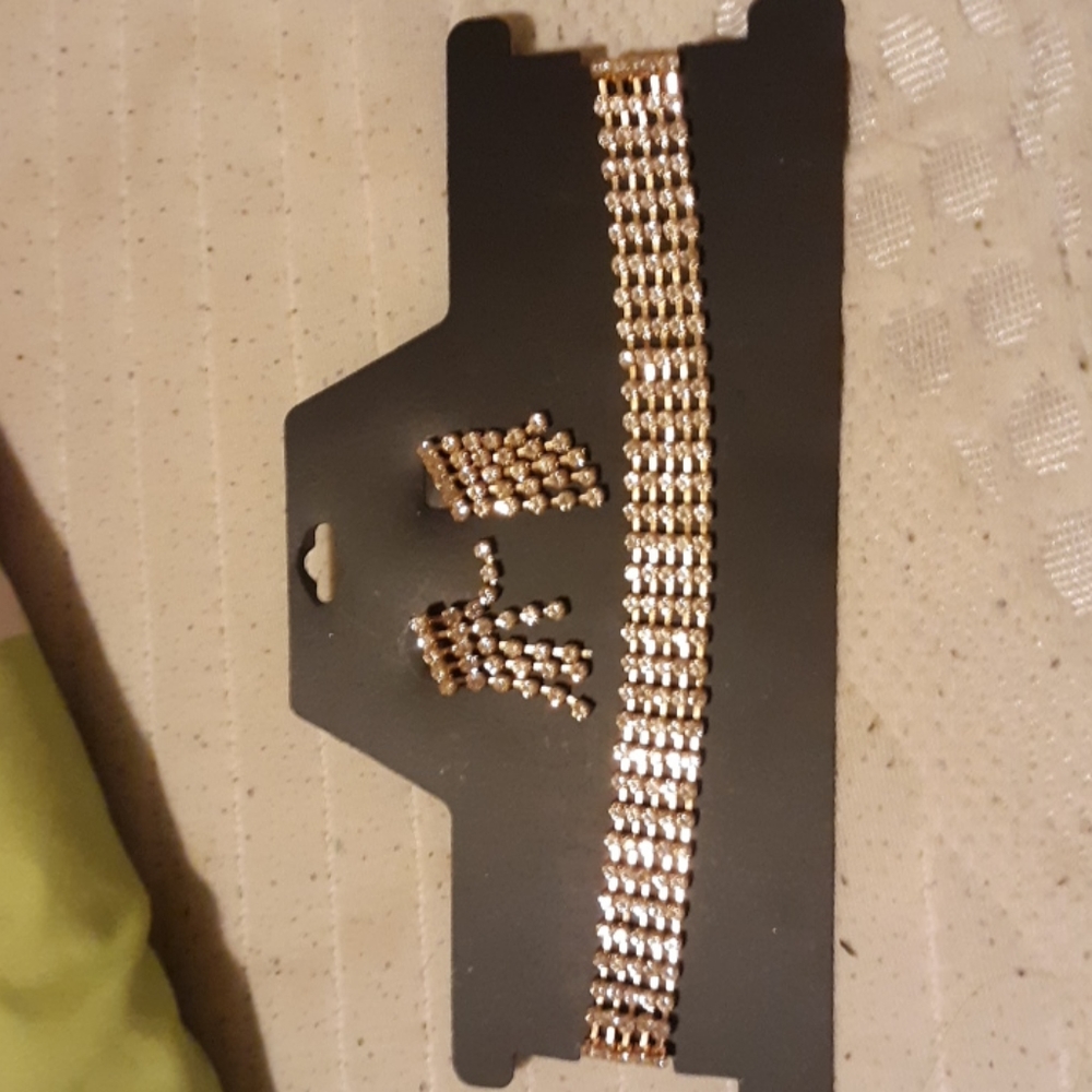 Costume jewelry with matching earrings and choker